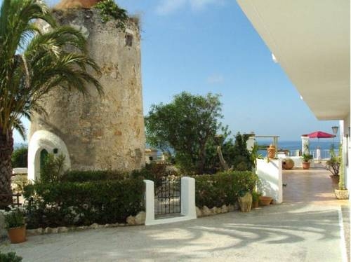 Imagen de los exteriores del Hostal Marblau, Ibiza ciudad. Foto 8