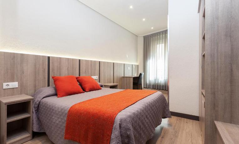 Imagen de la habitación del Hostal Maria Luisa, Chueca. Foto 3