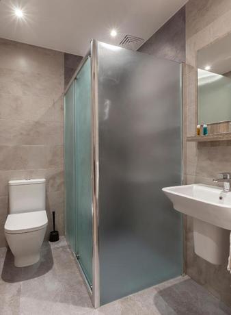 Imagen de la habitación del Hostal Maria Luisa, Chueca. Foto 4