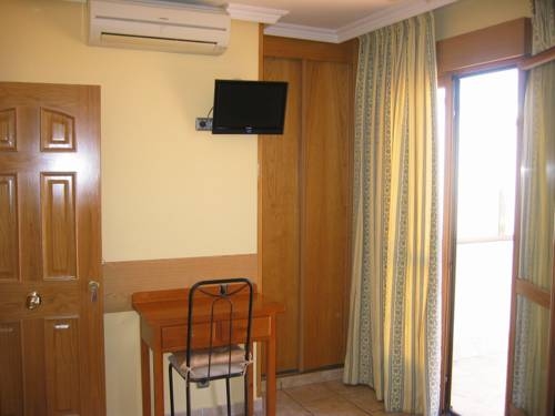 Imagen general del Hostal Maria Ronda. Foto 3