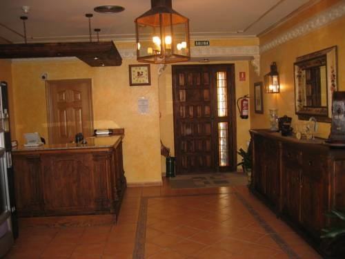 Imagen general del Hostal Maria Ronda. Foto 16