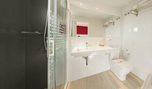 Imagen de la habitación del Hostal Marino. Foto 3