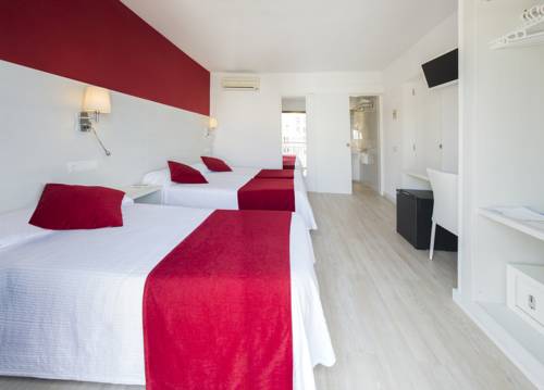 Imagen de la habitación del Hostal Marino. Foto 5