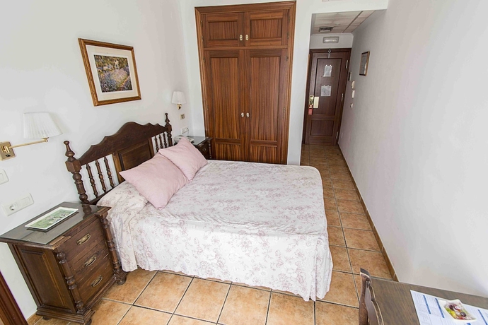 Imagen de la habitación del Hostal Marissal By Dorobe Hotels. Foto 2
