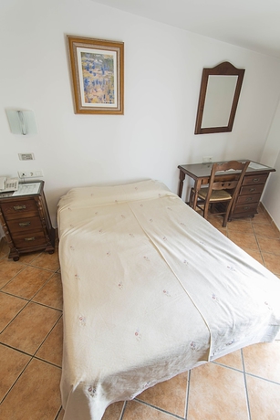 Imagen de la habitación del Hostal Marissal By Dorobe Hotels. Foto 9