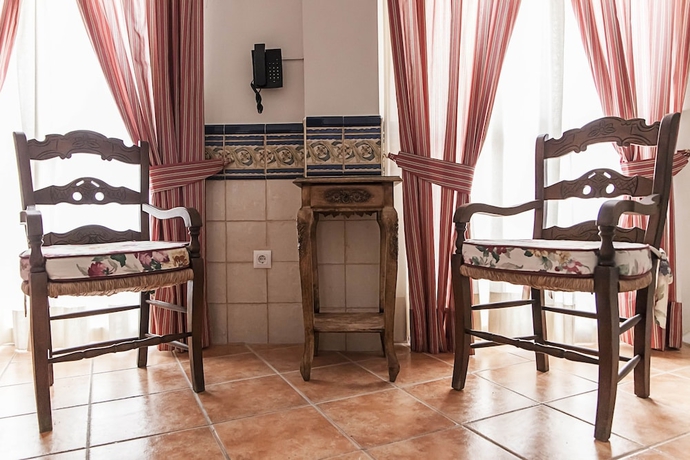 Imagen de los interiores del Hostal Marissal By Dorobe Hotels. Foto 19