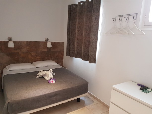 Imagen de la habitación del Hostal Martinval. Foto 4
