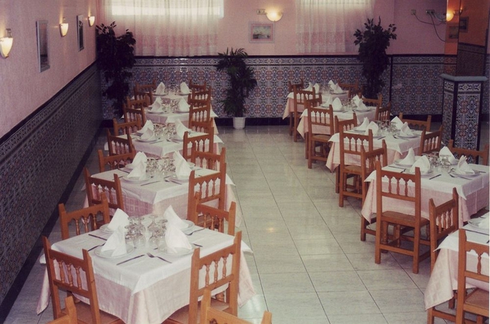 Imagen del bar/restaurante del Hostal Mary Tere. Foto 2