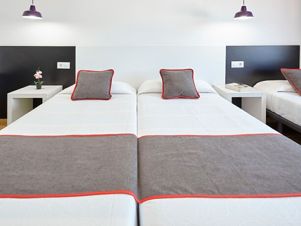 Imagen general del Hostal Mas Ferrer. Foto 2