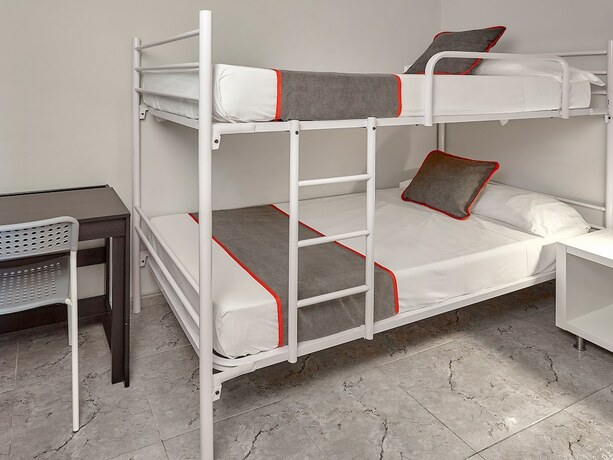 Imagen general del Hostal Mas Ferrer. Foto 10