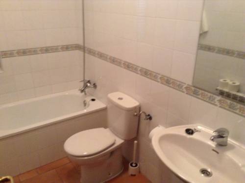 Imagen de la habitación del Hostal Master, VILLALPANDO. Foto 6