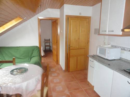 Imagen de la habitación del Hostal Matazueras. Foto 14