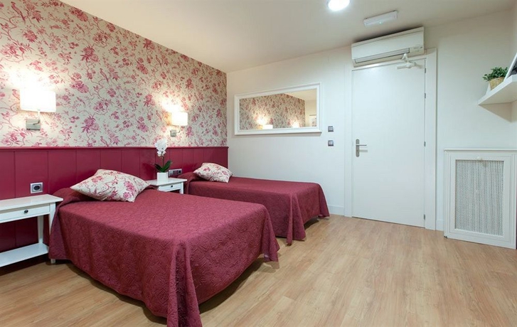 Imagen de la habitación del Hostal Matheu. Foto 2