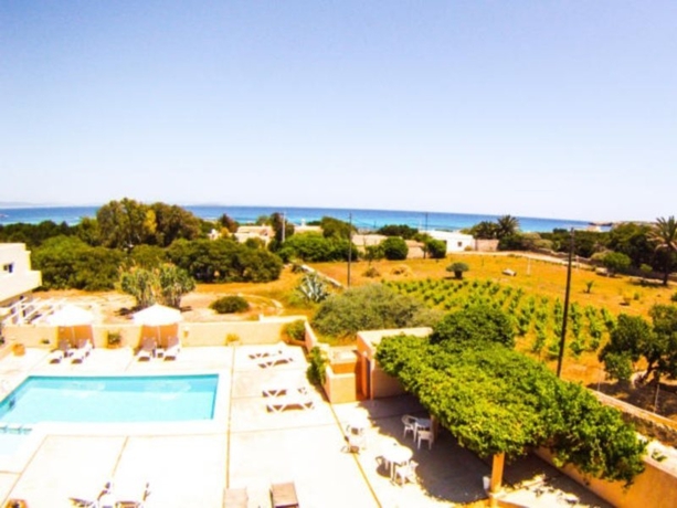 Imagen general del Hostal Mayans. Foto 5