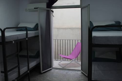 Imagen de la habitación del Hostal Mayor, Alicante. Foto 5