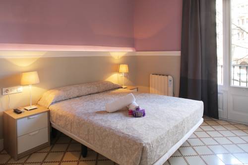 Imagen de la habitación del Hostal Medea, Eixample. Foto 2