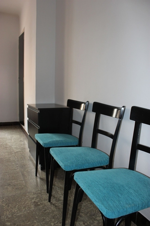 Imagen de la habitación del Hostal Mediterráneo, Tossa de Mar. Foto 6