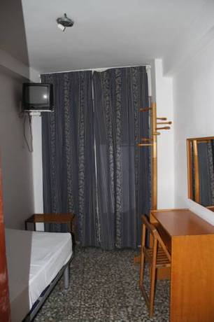 Imagen de la habitación del Hostal Mengual. Foto 1