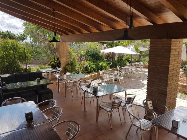 Imagen general del Hostal Mesón De Colungo. Foto 12