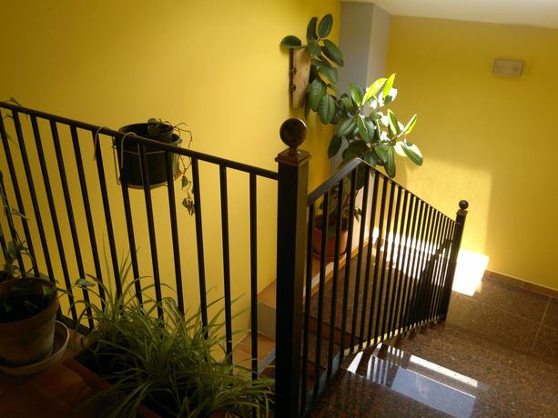 Imagen general del Hostal Mesón De Colungo. Foto 15