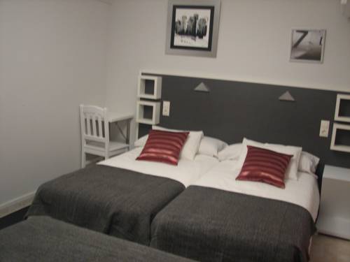 Imagen de la habitación del Hostal Meson Do Loyo. Foto 3