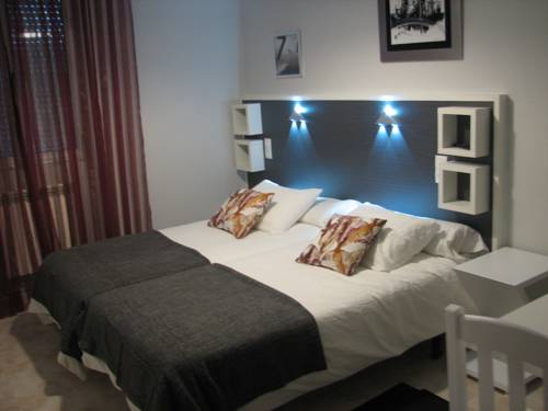 Imagen de la habitación del Hostal Meson Do Loyo. Foto 7