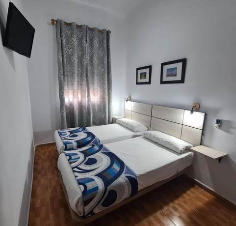 Imagen de la habitación del Hostal Miami, Gran Vía. Foto 12