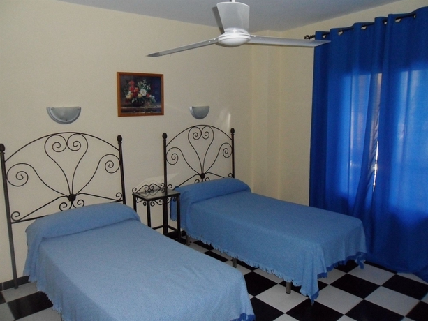 Imagen de la habitación del Hostal Micaela. Foto 9