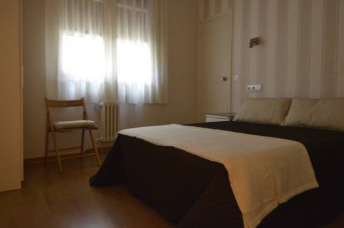 Imagen de la habitación del Hostal Milan, Gran Vía. Foto 5