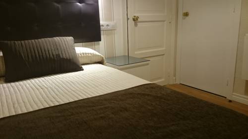 Imagen de la habitación del Hostal Milan, Gran Vía. Foto 6