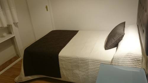 Imagen de la habitación del Hostal Milan, Gran Vía. Foto 7