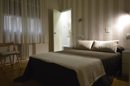 Imagen de la habitación del Hostal Milan, Gran Vía. Foto 10
