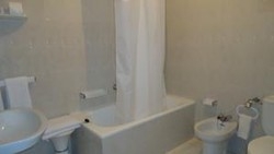 Imagen de los interiores del Hostal Miramar, O Grove. Foto 6