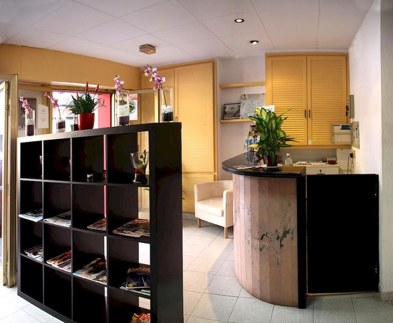 Imagen de los interiores del Hostal Miranda, Blanes. Foto 16