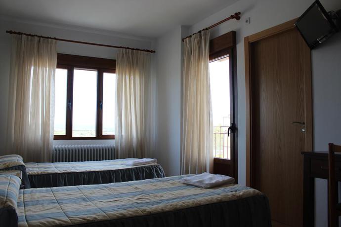 Imagen de la habitación del Hostal Mirobriga. Foto 4