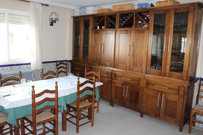 Imagen del bar/restaurante del Hostal Mirobriga. Foto 2