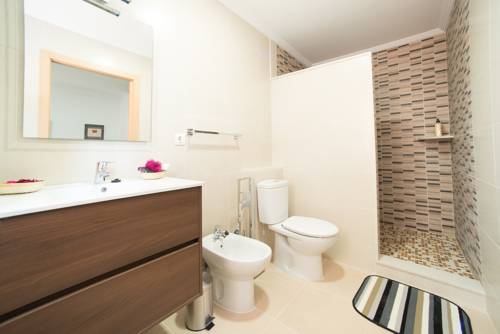 Imagen de la habitación del Hostal Mitre, Paterna. Foto 2