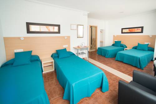 Imagen de la habitación del Hostal Mitre, Paterna. Foto 3