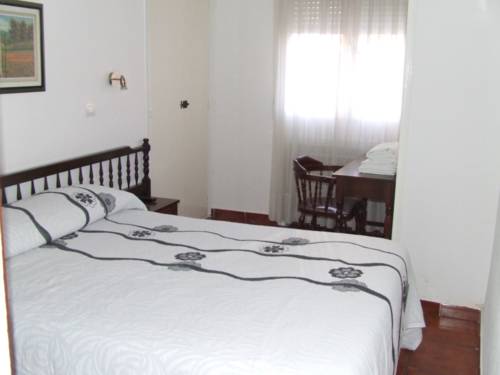 Imagen de la habitación del Hostal Mónaco, Valladolid. Foto 5