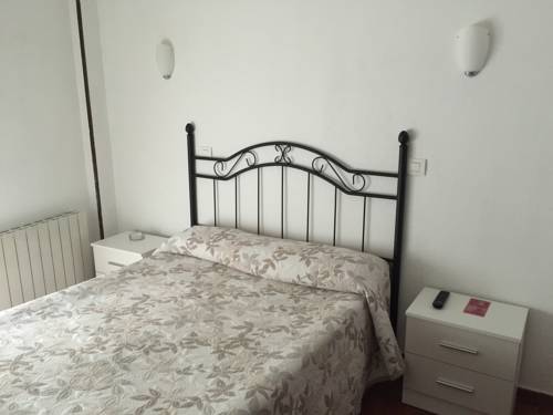 Imagen de la habitación del Hostal Mónaco, Valladolid. Foto 16