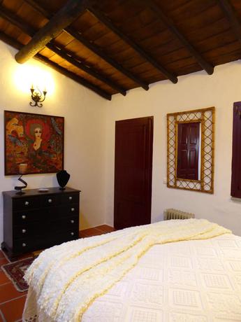 Imagen general del Hostal Monte Do Laranjal. Foto 6