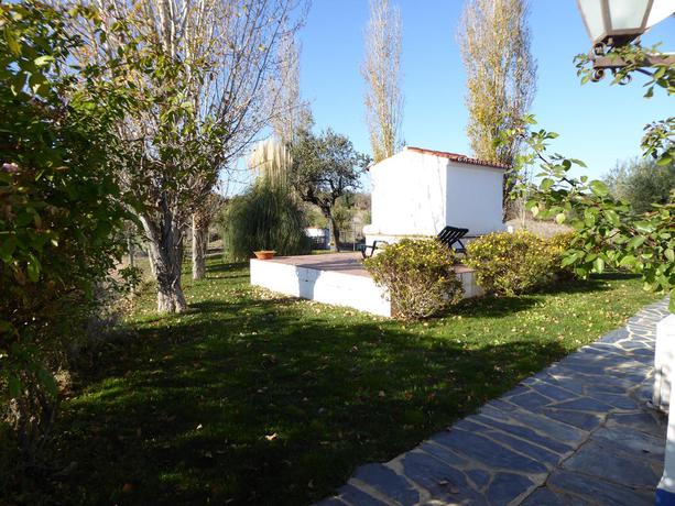 Imagen general del Hostal Monte Do Laranjal. Foto 9