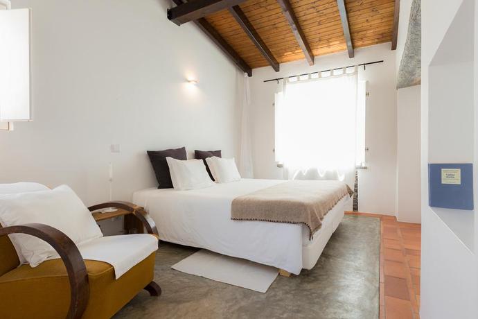 Imagen de la habitación del Hostal Monte Falperras. Foto 3