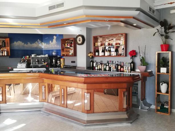 Imagen general del Hostal Monteclaro. Foto 2