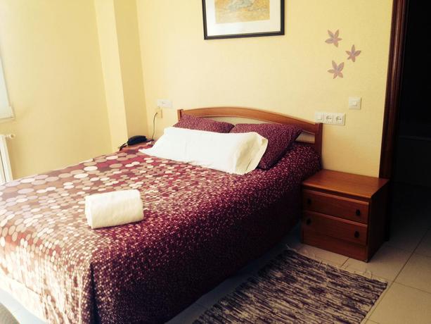 Imagen general del Hostal Monteclaro. Foto 6