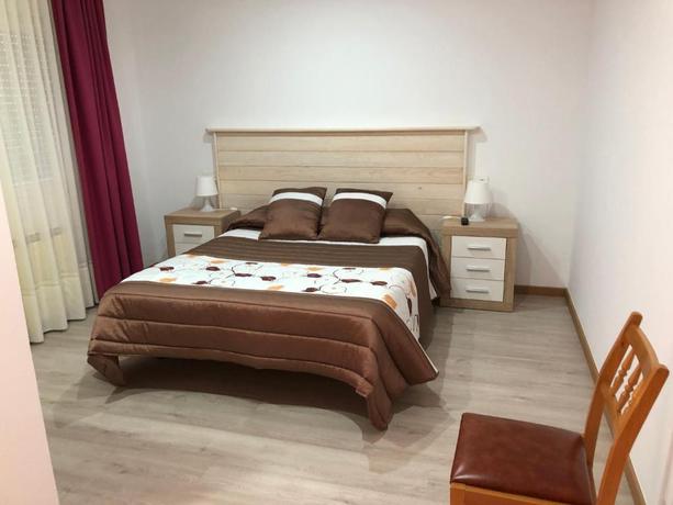 Imagen general del Hostal Montreal, Outes. Foto 4