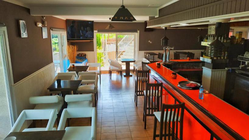 Imagen general del Hostal Montreal, Outes. Foto 7