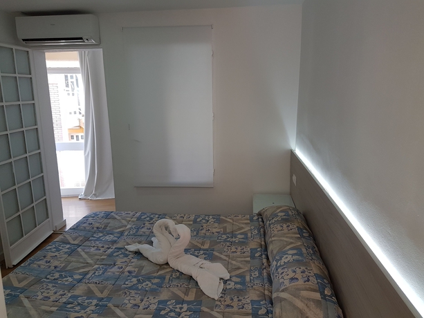 Imagen de la habitación del Hostal Montsant. Foto 4