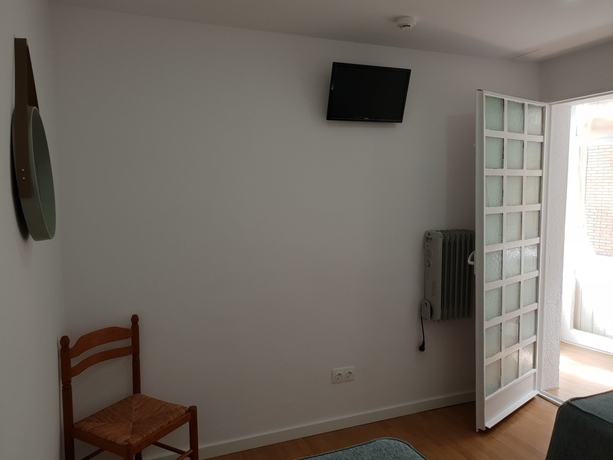 Imagen de la habitación del Hostal Montsant. Foto 9