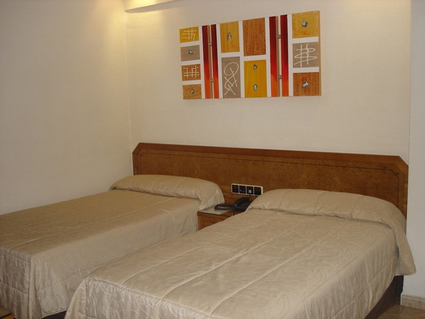 Imagen de la habitación del Hostal Moreno, Valencia Provincia. Foto 3